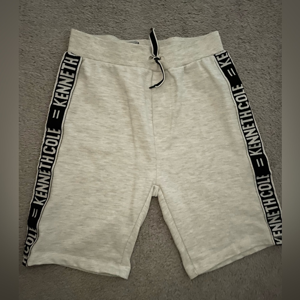 Kenneth Cole boys shorts size 8